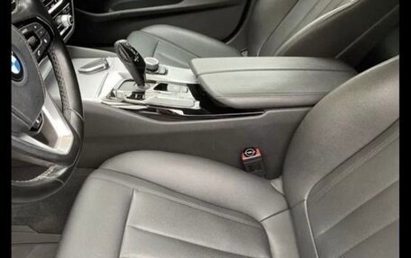 BMW 5 серия, 2018 год, 3 250 000 рублей, 21 фотография