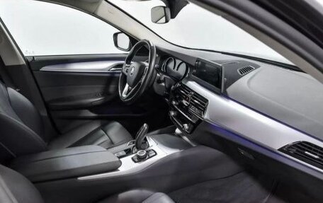 BMW 5 серия, 2018 год, 3 250 000 рублей, 30 фотография