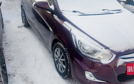 Hyundai Solaris II рестайлинг, 2011 год, 900 000 рублей, 11 фотография