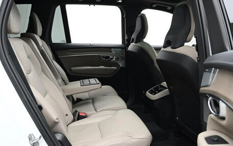 Volvo XC90 II рестайлинг, 2025 год, 7 500 000 рублей, 11 фотография