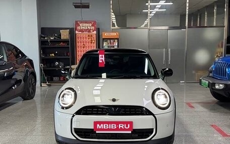 MINI Hatch, 2025 год, 3 300 000 рублей, 2 фотография