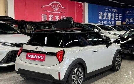 MINI Hatch, 2025 год, 3 300 000 рублей, 6 фотография