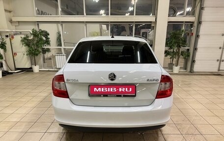 Skoda Rapid I, 2016 год, 799 000 рублей, 4 фотография