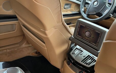 BMW 7 серия, 2006 год, 1 300 000 рублей, 9 фотография