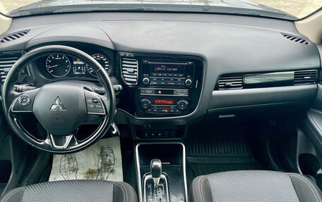 Mitsubishi Outlander III рестайлинг 3, 2019 год, 2 099 000 рублей, 11 фотография