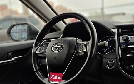 Toyota Camry, 2019 год, 2 890 000 рублей, 11 фотография