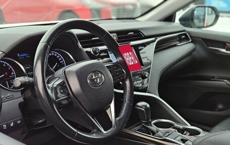 Toyota Camry, 2019 год, 2 890 000 рублей, 9 фотография