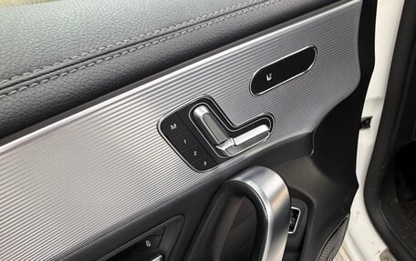 Mercedes-Benz CLA, 2019 год, 3 550 000 рублей, 17 фотография