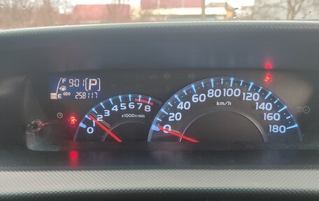 Toyota bB II рестайлинг, 2006 год, 850 000 рублей, 12 фотография