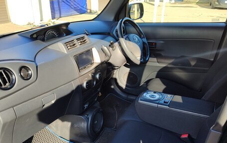 Toyota bB II рестайлинг, 2006 год, 850 000 рублей, 9 фотография