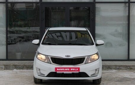KIA Rio III рестайлинг, 2013 год, 720 000 рублей, 2 фотография