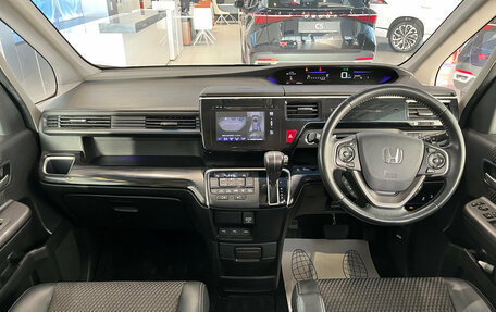 Honda Stepwgn IV, 2015 год, 2 020 000 рублей, 15 фотография