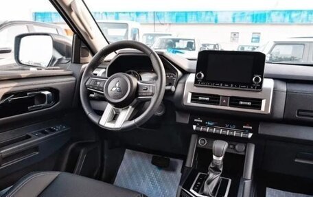 Mitsubishi L200, 2025 год, 5 039 000 рублей, 10 фотография