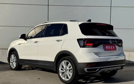 Volkswagen T-Cross I, 2023 год, 1 593 000 рублей, 4 фотография