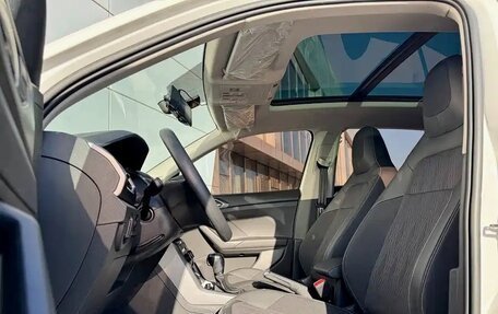 Volkswagen T-Cross I, 2023 год, 1 593 000 рублей, 7 фотография