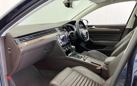 Volkswagen Passat B8 рестайлинг, 2015 год, 1 220 000 рублей, 11 фотография