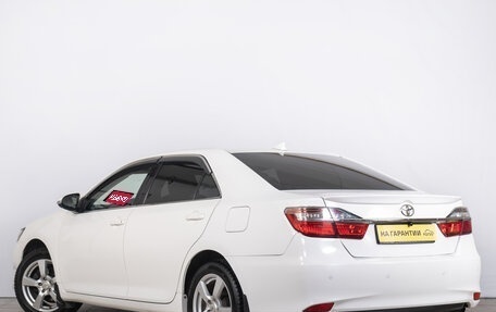 Toyota Camry, 2017 год, 1 989 000 рублей, 6 фотография