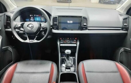 Skoda Karoq I, 2022 год, 1 730 000 рублей, 7 фотография