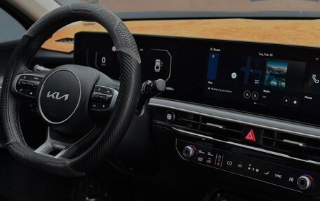 KIA K5, 2025 год, 12 фотография