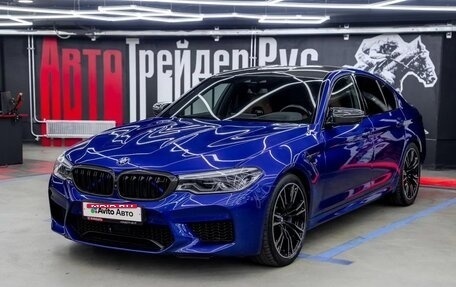 BMW M5, 2018 год, 5 680 000 рублей, 1 фотография