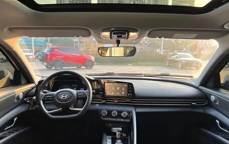 Hyundai Elantra, 2024 год, 1 842 000 рублей, 11 фотография