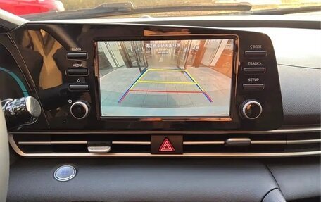 Hyundai Elantra, 2024 год, 1 842 000 рублей, 10 фотография