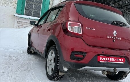 Renault Sandero II рестайлинг, 2015 год, 675 000 рублей, 4 фотография