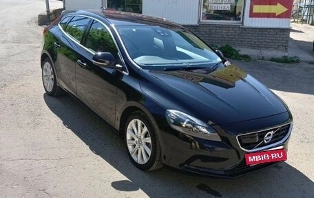Volvo V40 II рестайлинг, 2015 год, 1 250 000 рублей, 5 фотография