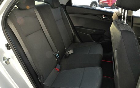 Hyundai Solaris II рестайлинг, 2021 год, 1 700 000 рублей, 8 фотография