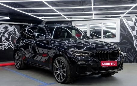 BMW X5, 2020 год, 6 240 000 рублей, 2 фотография
