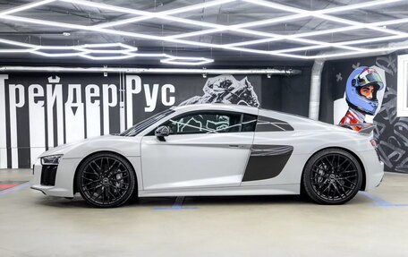 Audi R8, 2016 год, 12 880 000 рублей, 8 фотография
