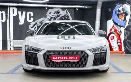 Audi R8, 2016 год, 12 880 000 рублей, 4 фотография