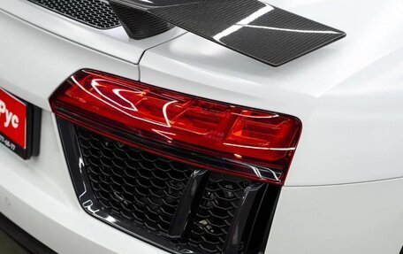 Audi R8, 2016 год, 12 880 000 рублей, 15 фотография