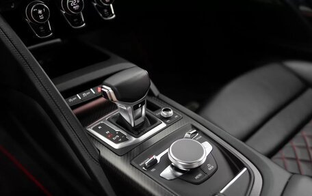 Audi R8, 2016 год, 12 880 000 рублей, 27 фотография