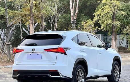 Lexus NX I, 2019 год, 3 100 000 рублей, 5 фотография