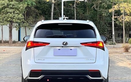 Lexus NX I, 2019 год, 3 100 000 рублей, 4 фотография