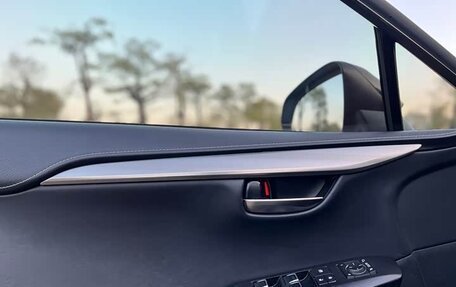 Lexus NX I, 2019 год, 3 100 000 рублей, 29 фотография