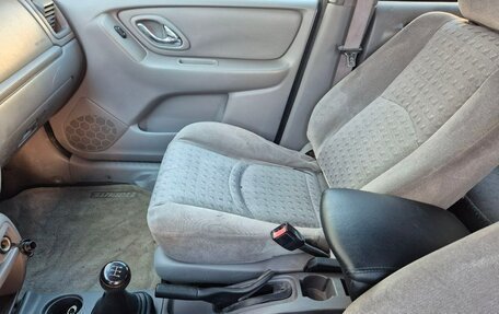 Mazda Tribute II, 2002 год, 270 000 рублей, 3 фотография