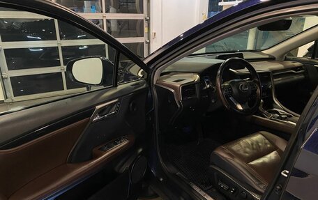 Lexus RX IV рестайлинг, 2017 год, 3 170 000 рублей, 20 фотография