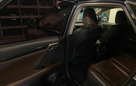 Lexus RX IV рестайлинг, 2017 год, 3 170 000 рублей, 23 фотография