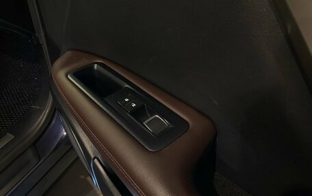 Lexus RX IV рестайлинг, 2017 год, 3 170 000 рублей, 27 фотография