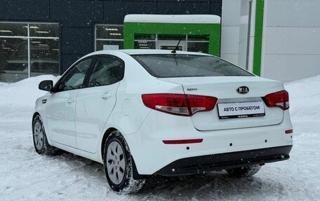 KIA Rio III рестайлинг, 2015 год, 969 000 рублей, 6 фотография