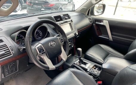 Toyota Land Cruiser Prado 150 рестайлинг 2, 2014 год, 3 399 000 рублей, 10 фотография