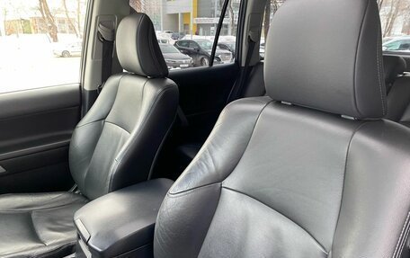 Toyota Land Cruiser Prado 150 рестайлинг 2, 2014 год, 3 399 000 рублей, 14 фотография