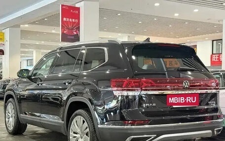 Volkswagen Teramont I, 2024 год, 5 200 009 рублей, 3 фотография