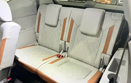 Volkswagen Teramont I, 2024 год, 5 200 009 рублей, 16 фотография