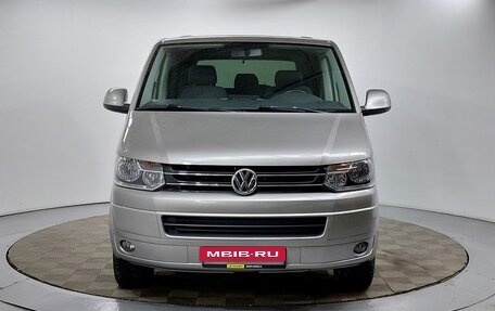 Volkswagen Caravelle T5, 2013 год, 2 299 000 рублей, 2 фотография