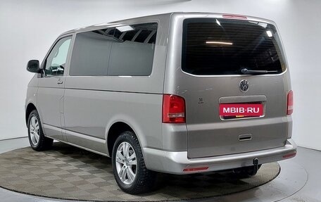 Volkswagen Caravelle T5, 2013 год, 2 299 000 рублей, 7 фотография