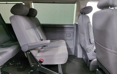 Volkswagen Caravelle T5, 2013 год, 2 299 000 рублей, 14 фотография