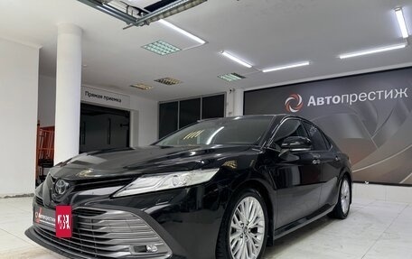 Toyota Camry, 2018 год, 2 780 000 рублей, 3 фотография